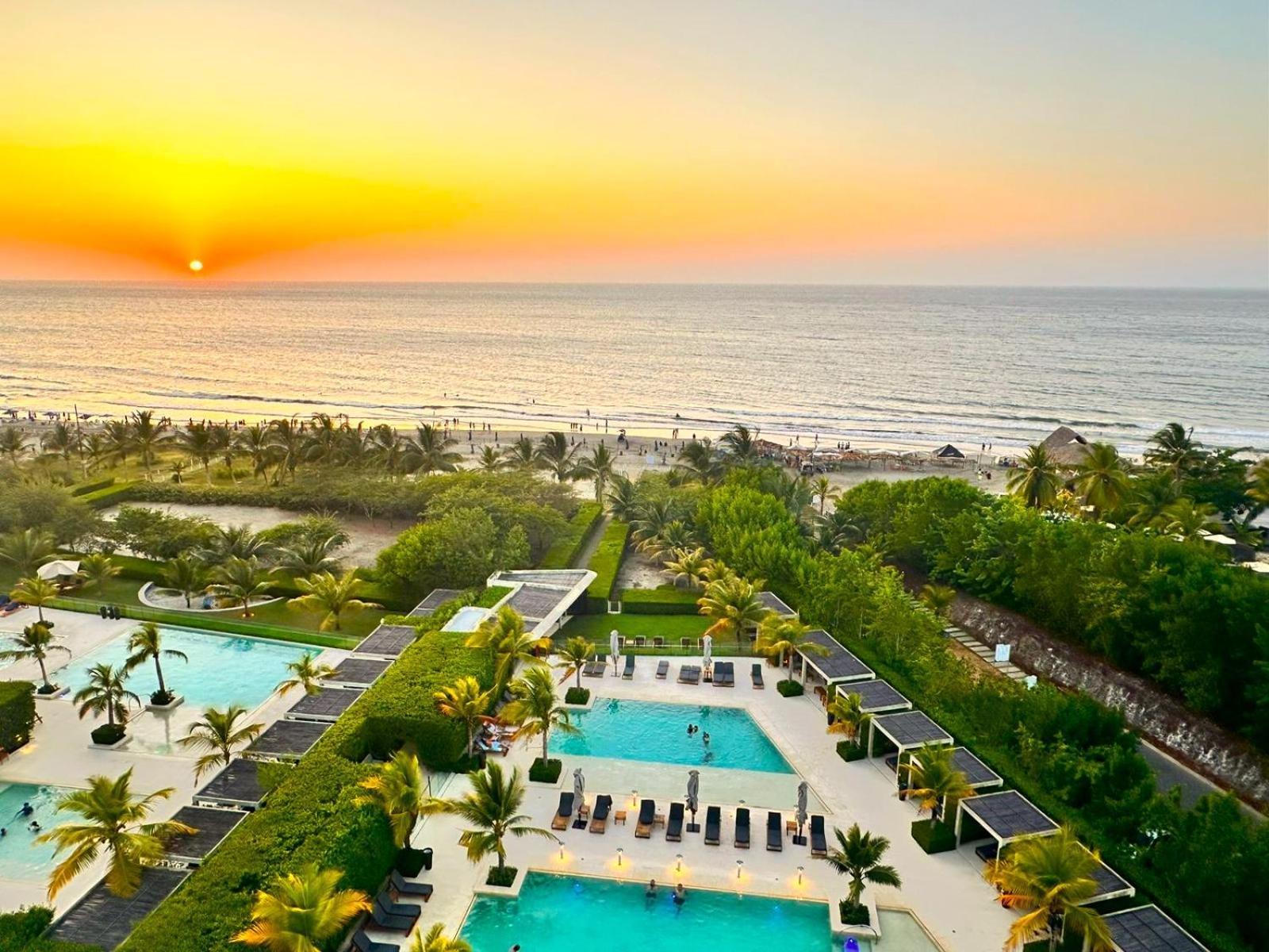 Exclusivo Resort Frente Al Mar, Playa Privada, Piscinas Картахена Экстерьер фото